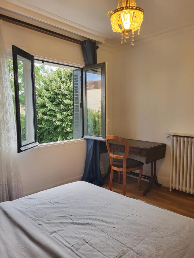 Maison A Louer 3 Chambres Sartrouville Luaran gambar